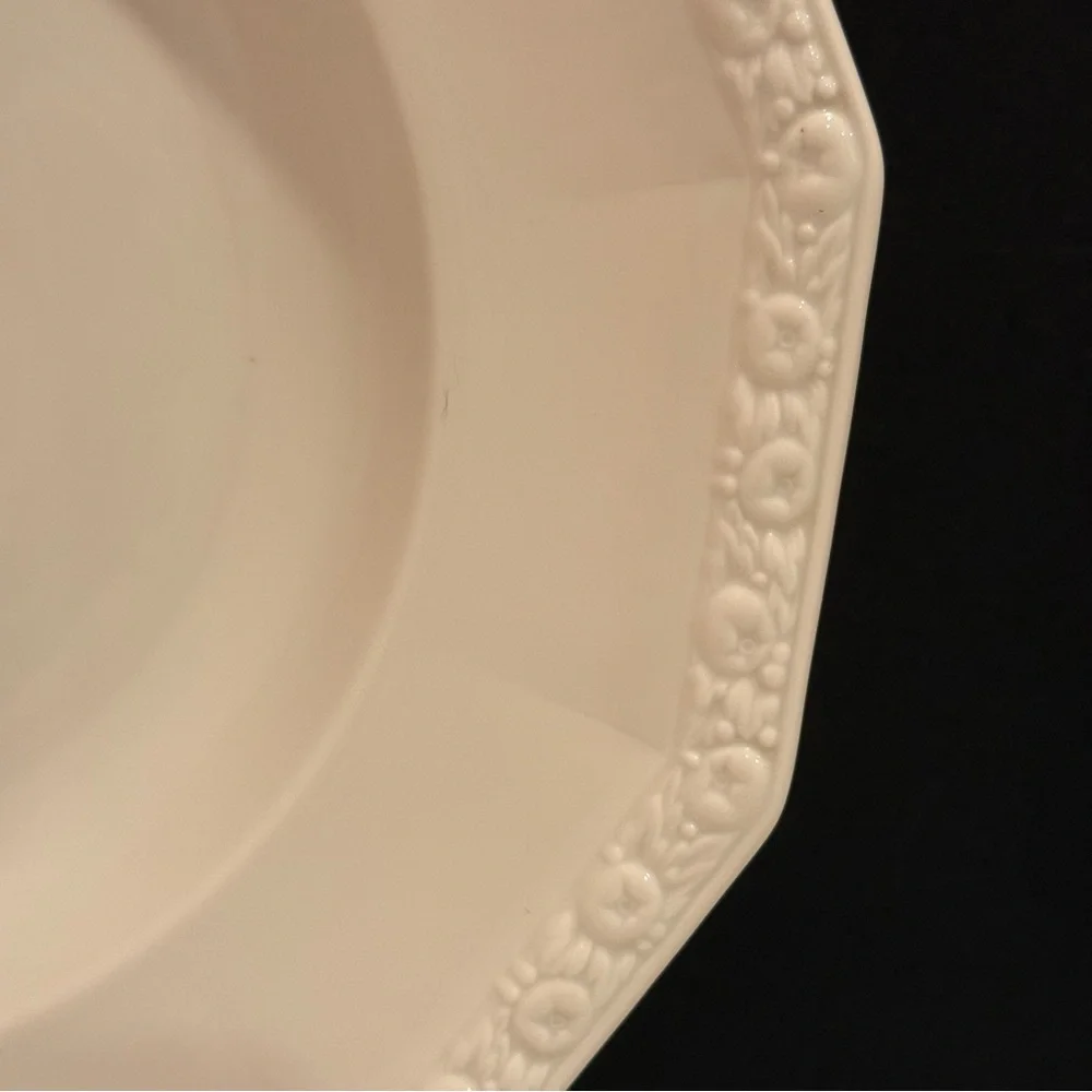 Rosenthal Maria White 12 Sided 12 Inch Pasta Serving Bowl